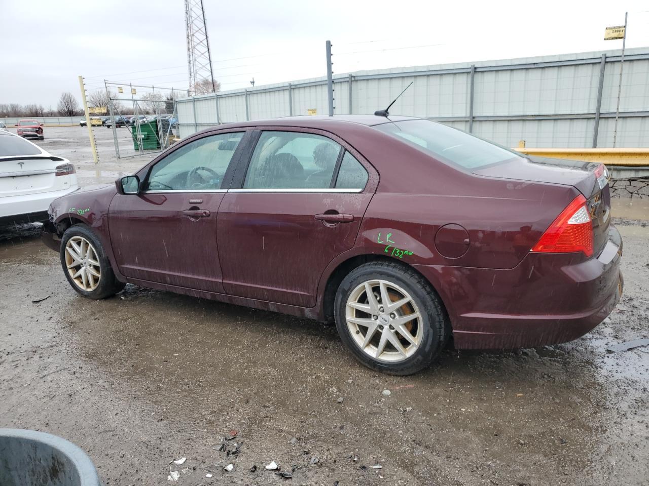 2011 FORD FUSION SEL - Image 2