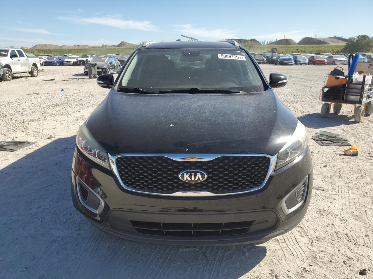 2017 KIA SORENTO LX - Фото 5