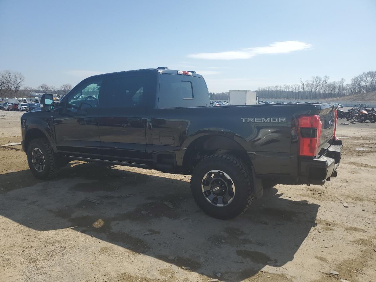 2024 FORD F250 SUPER - Фото 2