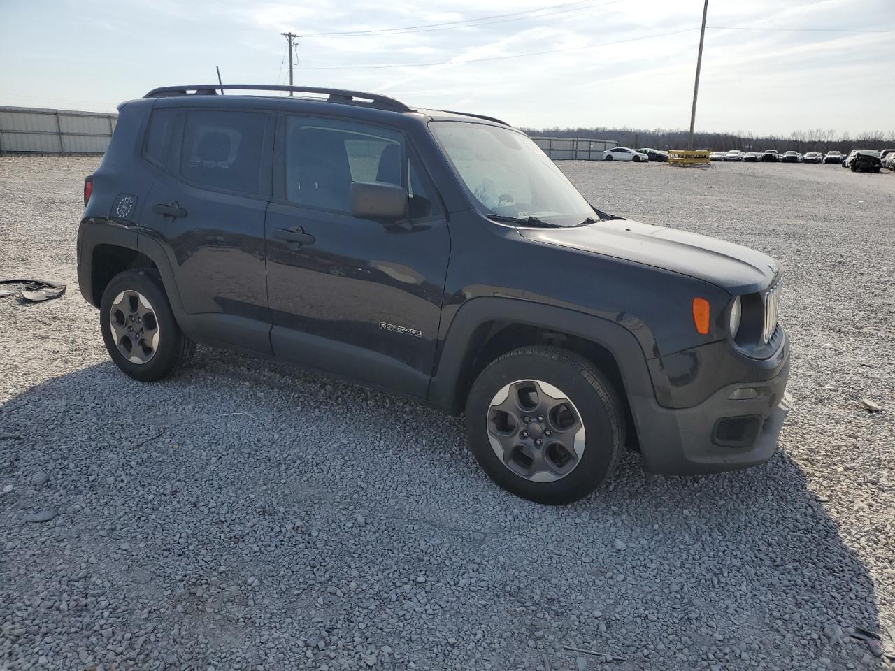 2017 JEEP RENEGADE S - Image 4