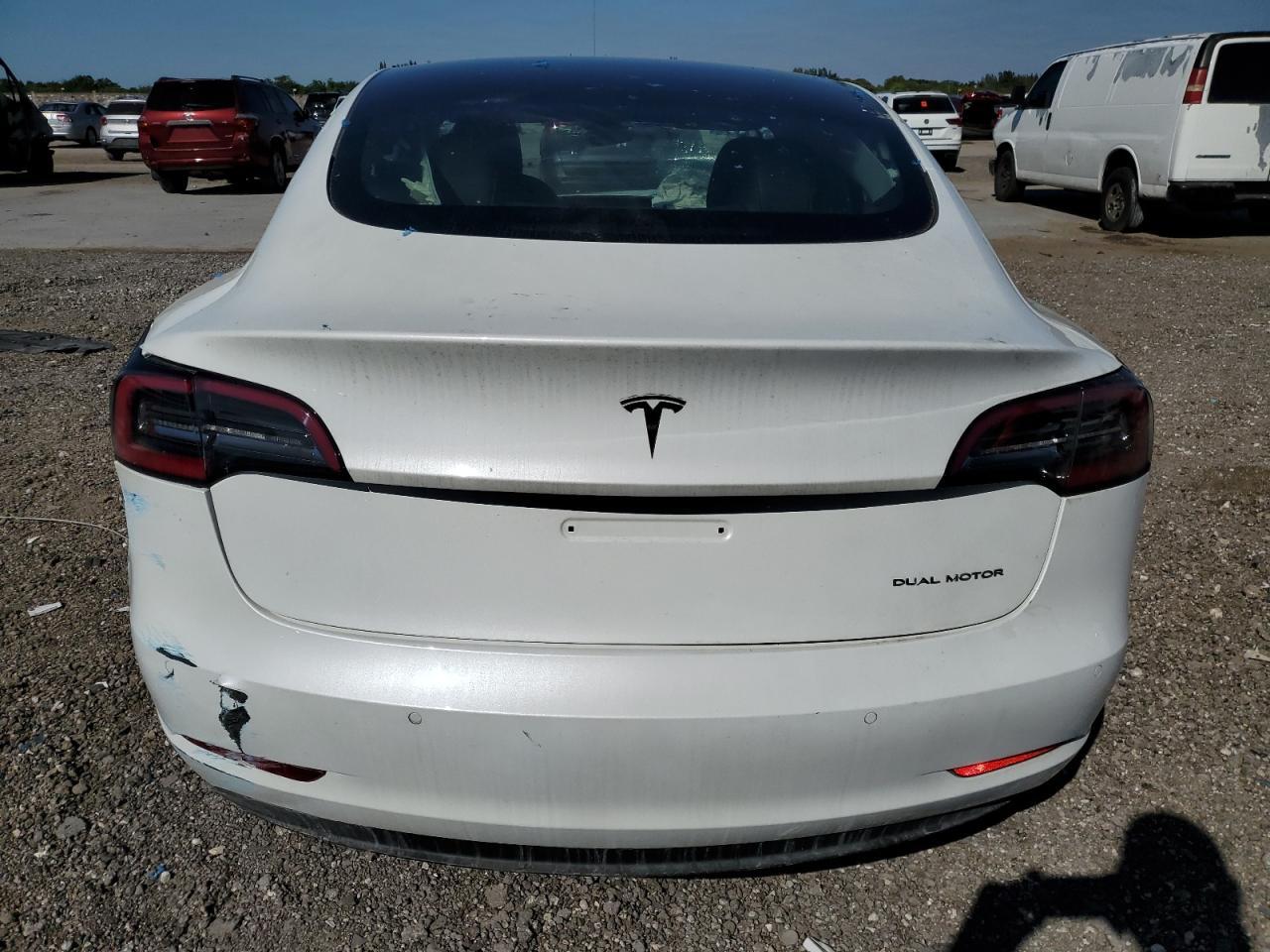 2022 TESLA MODEL 3 - Image 6