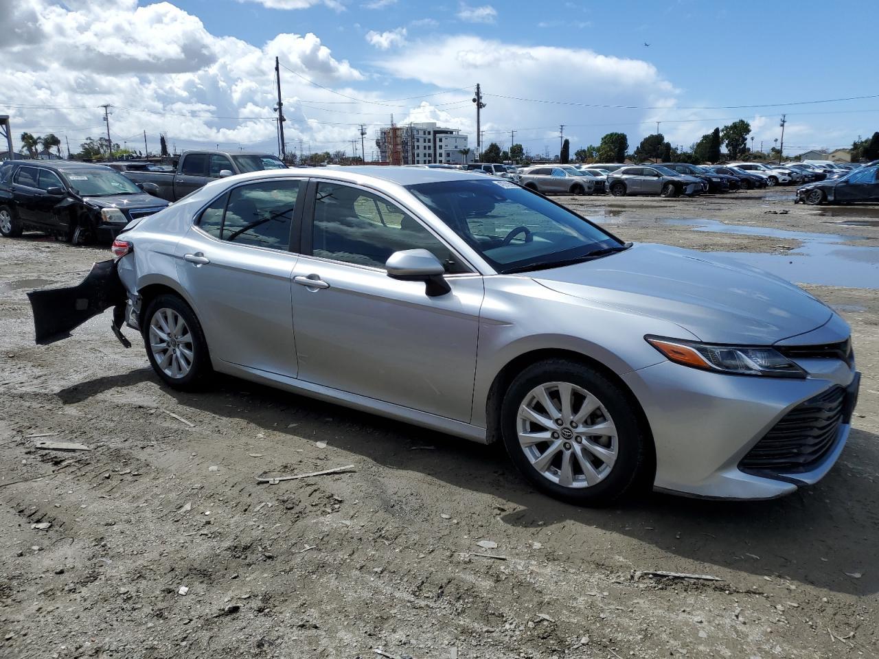 2018 TOYOTA CAMRY L - Фото 4