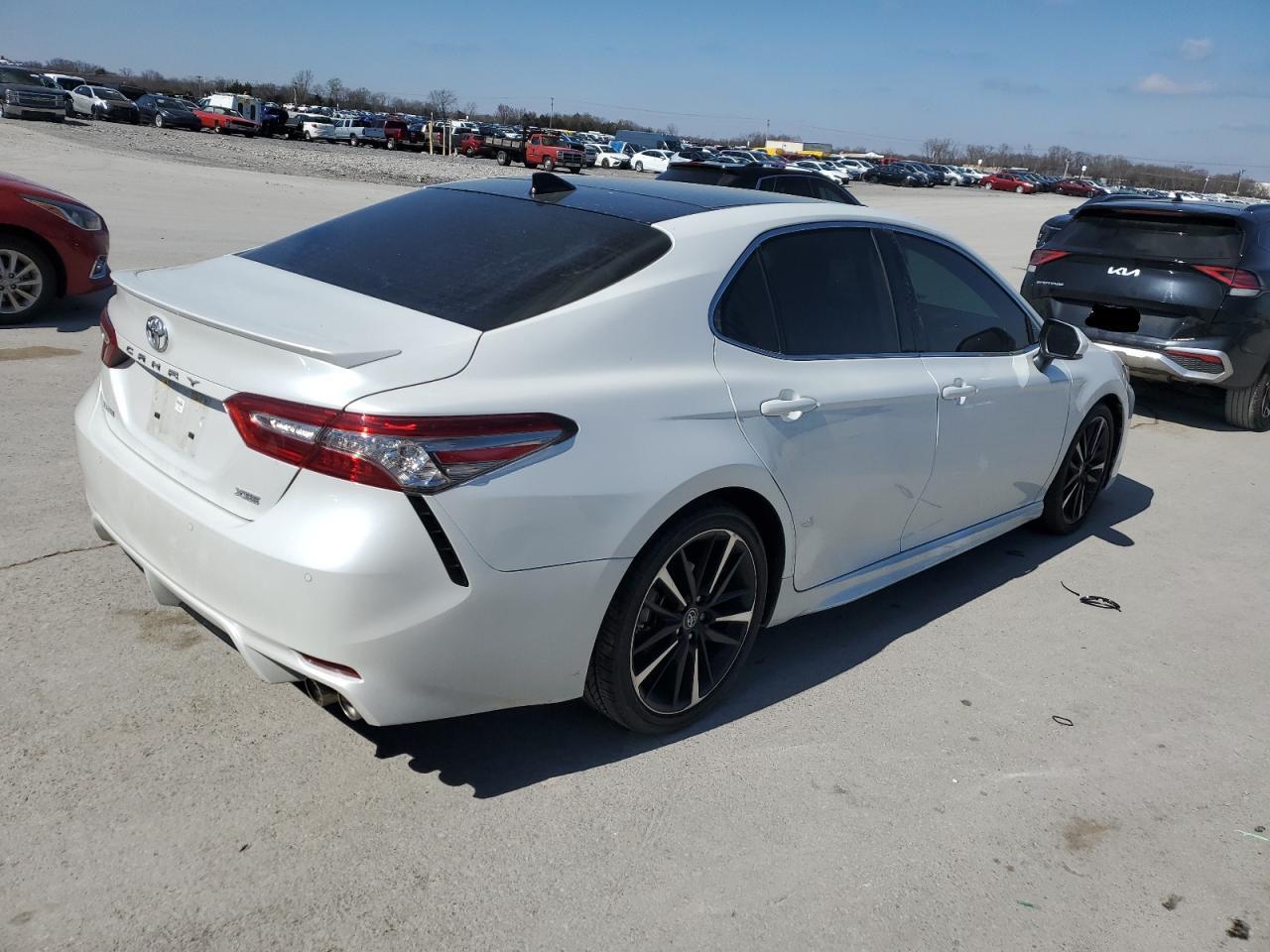 2019 TOYOTA CAMRY XSE - Image 3