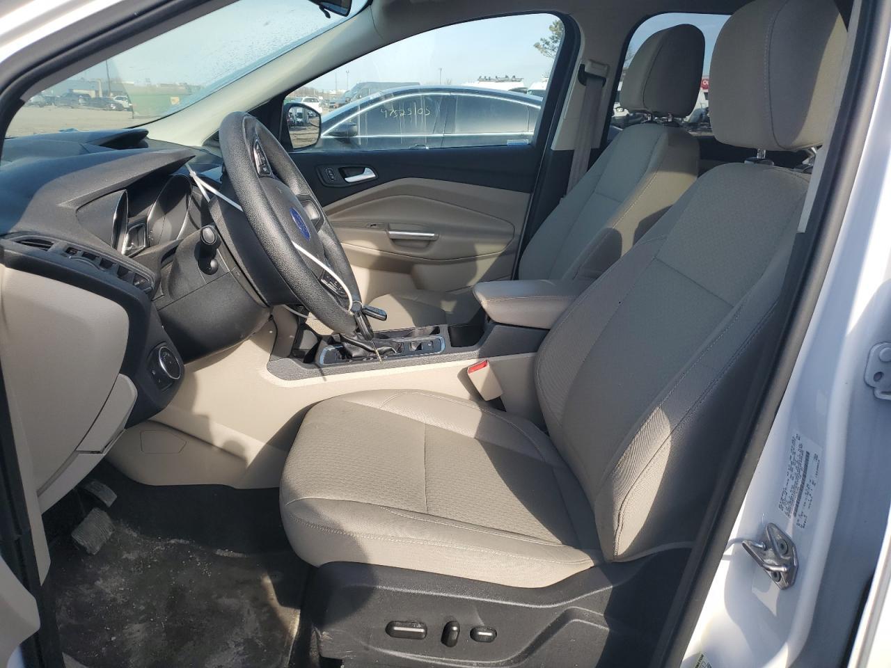 2017 FORD ESCAPE SE - Фото 7