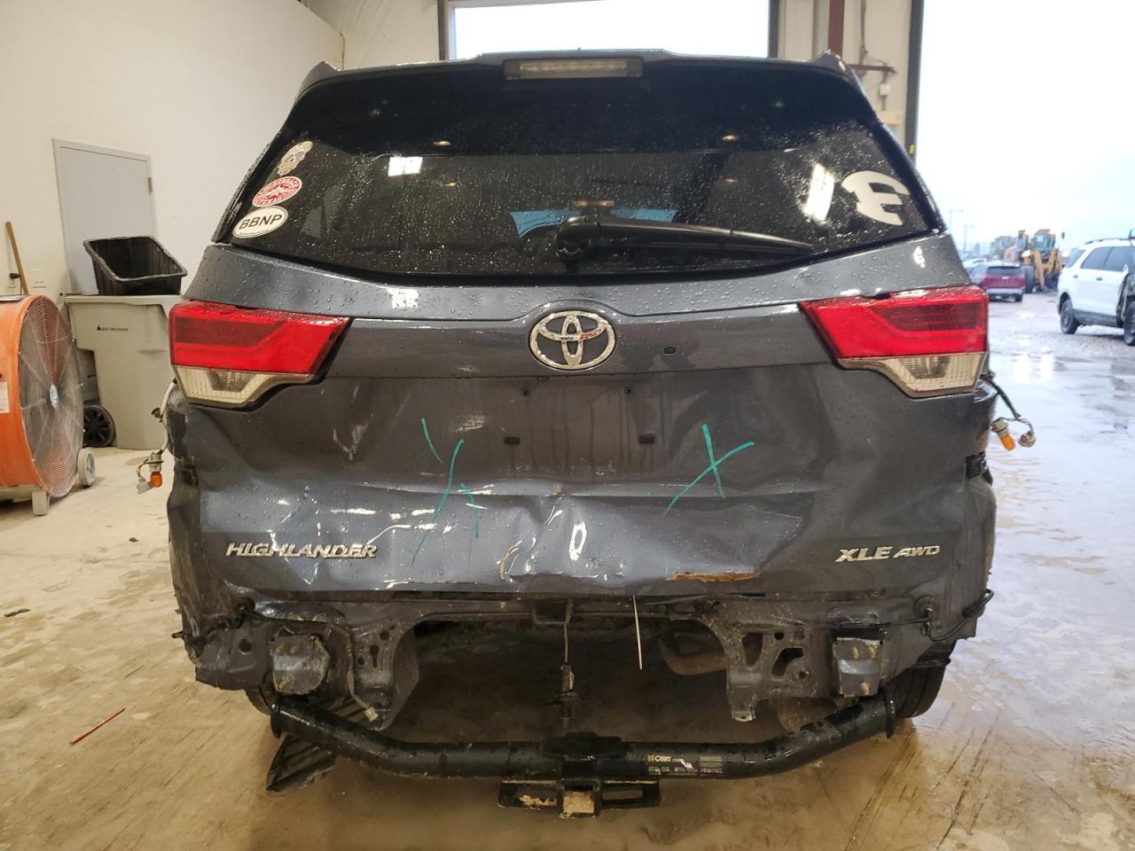 2018 TOYOTA HIGHLANDER - Image 6
