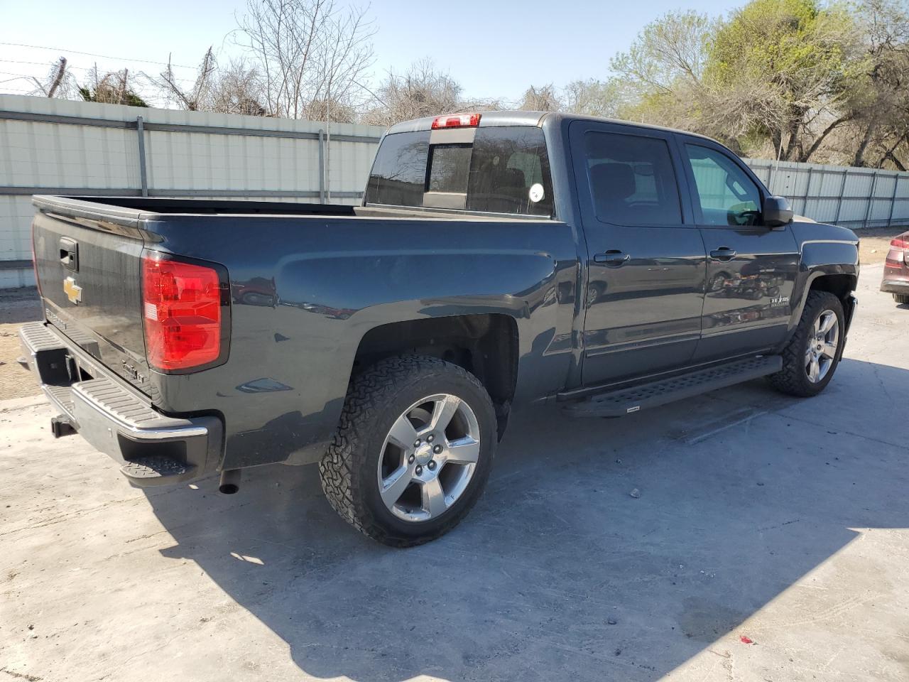 2017 CHEVROLET SILVERADO - Image 3