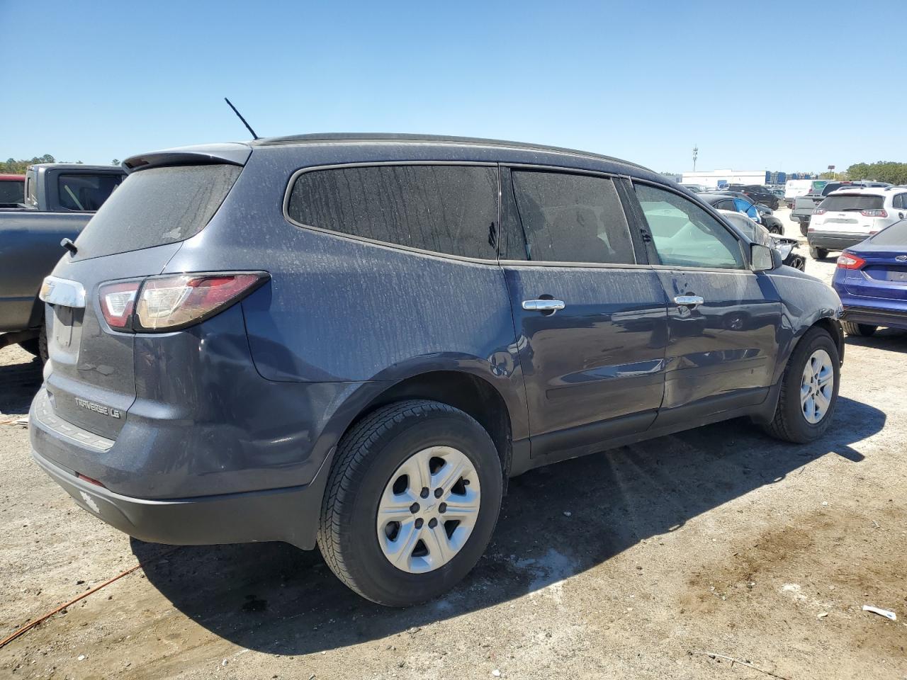 2014 CHEVROLET TRAVERSE L - Image 3