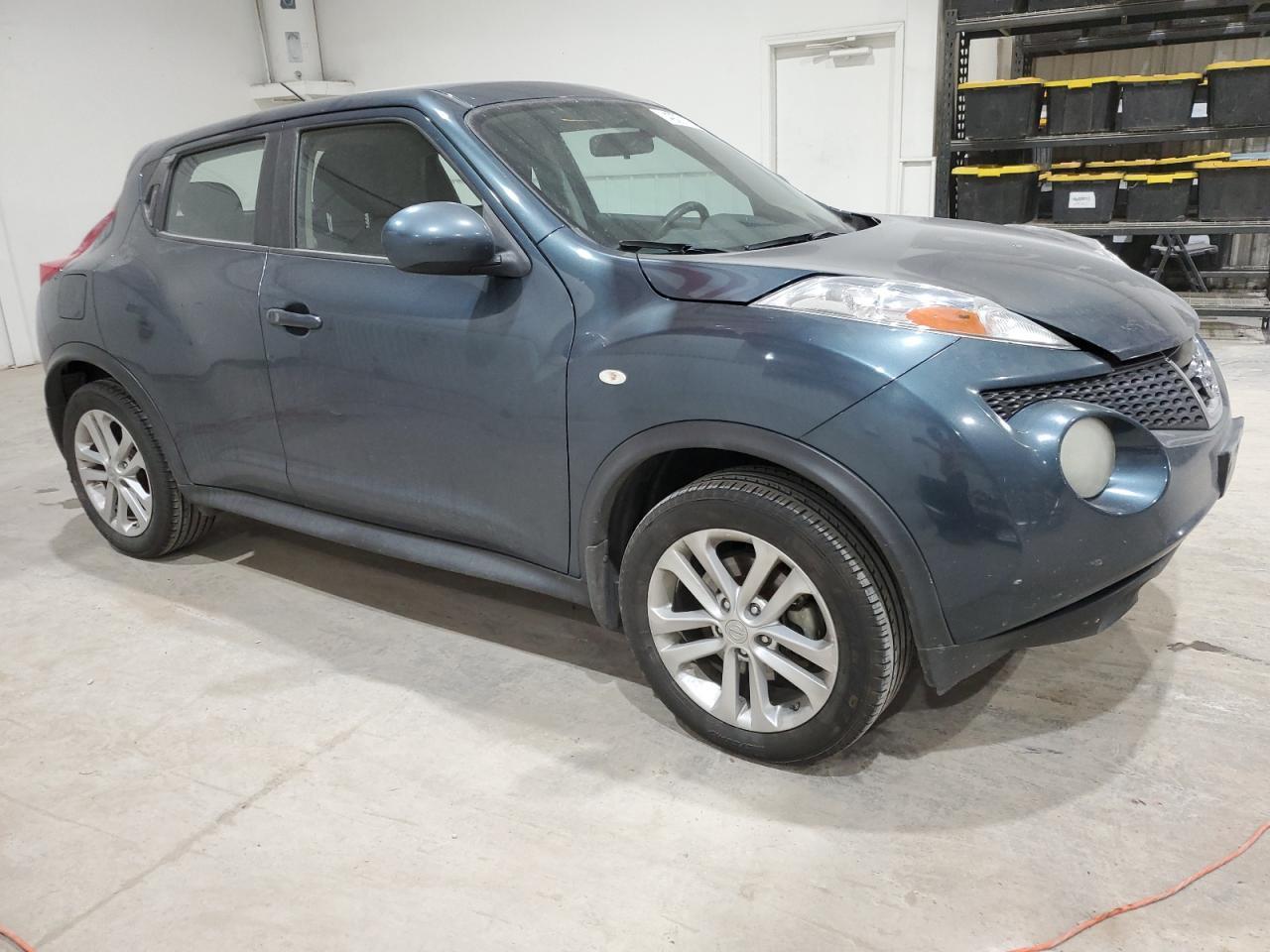 2011 NISSAN JUKE S - Фото 4