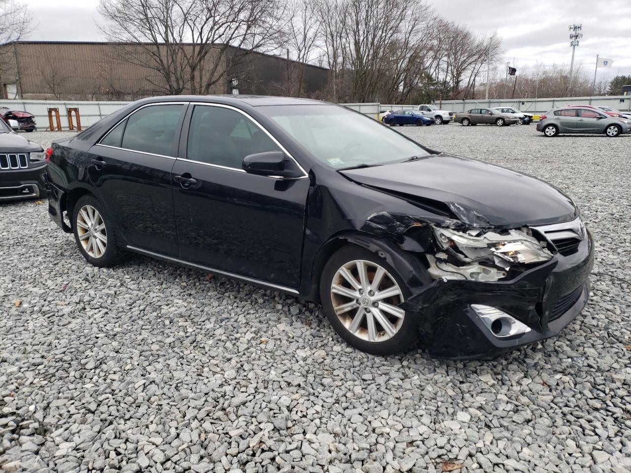 2014 TOYOTA CAMRY L - Image 4