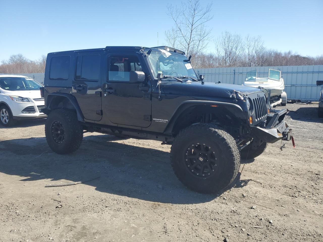 2010 JEEP WRANGLER U - Image 4