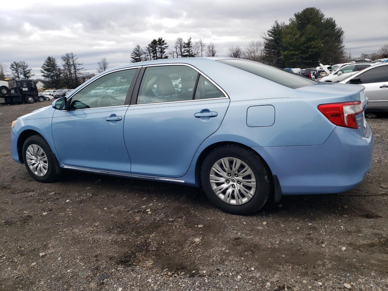 2013 TOYOTA CAMRY L - Image 2