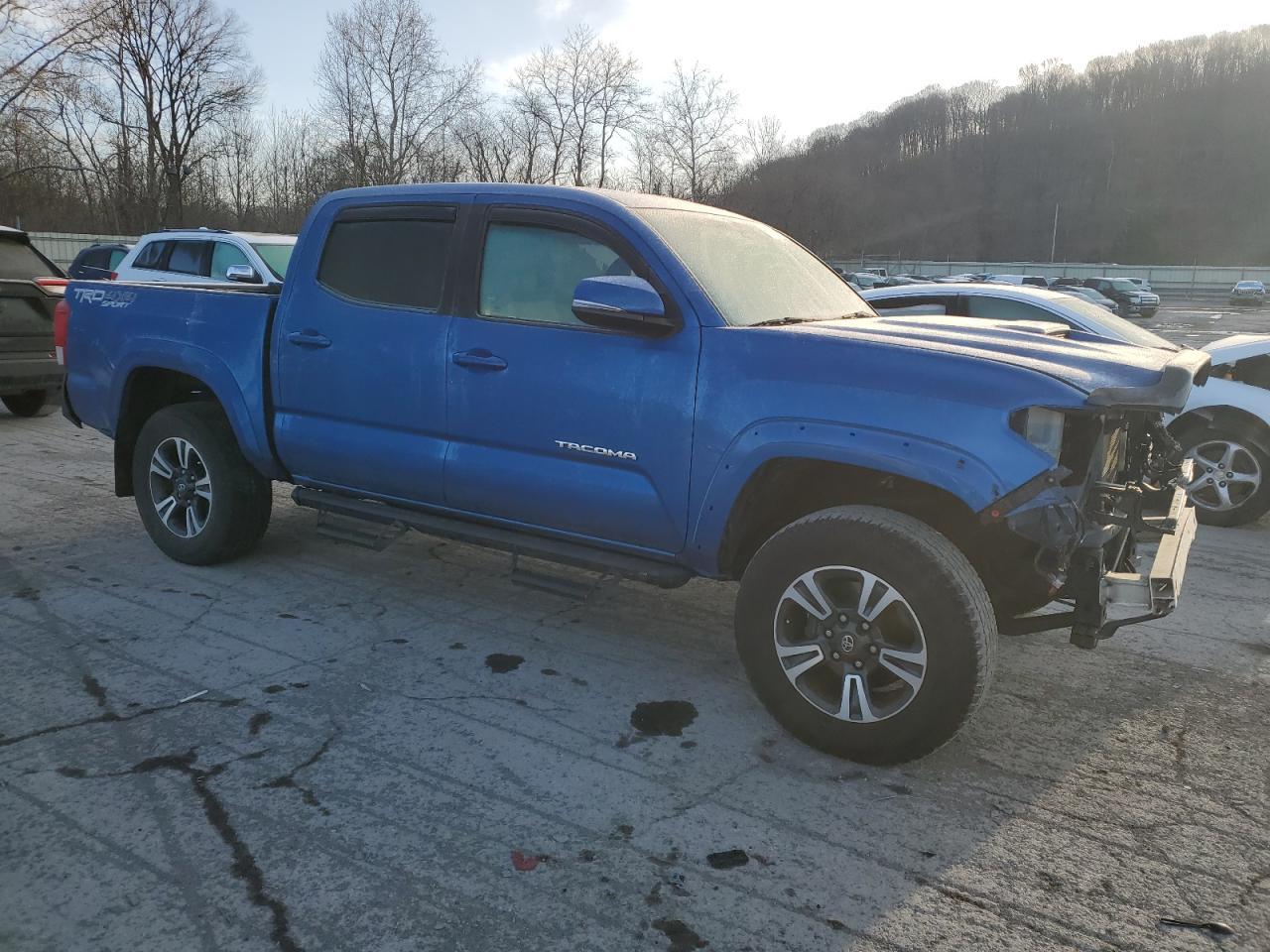 2016 TOYOTA TACOMA DOU - Фото 4