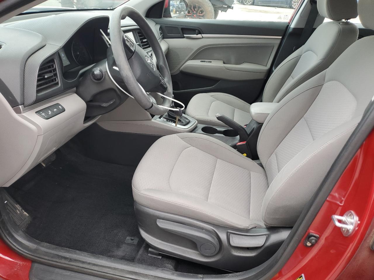 2019 HYUNDAI ELANTRA SE - Фото 7
