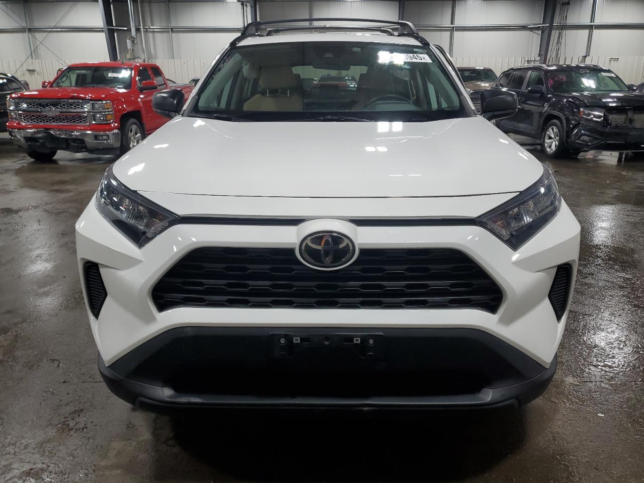 2021 TOYOTA RAV4 LE - Фото 5