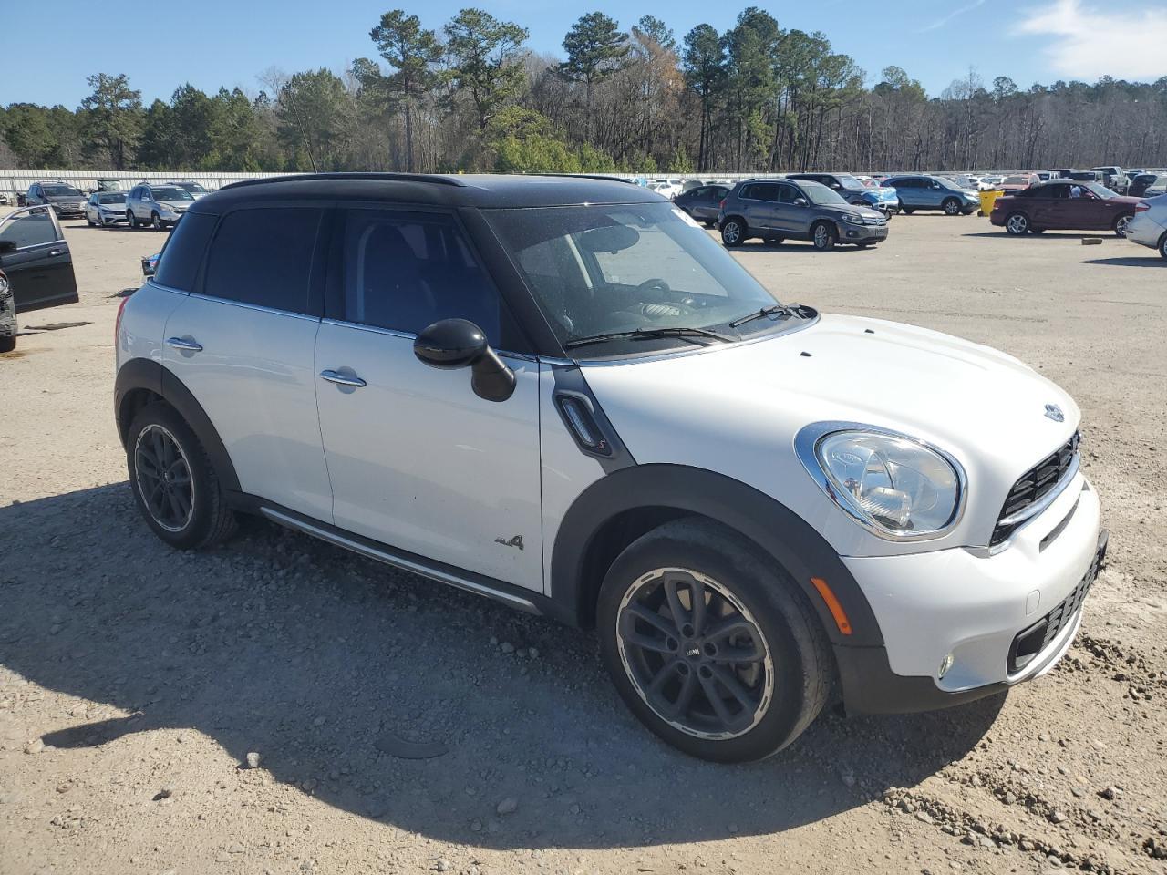 2015 MINI COOPER S C - Image 4