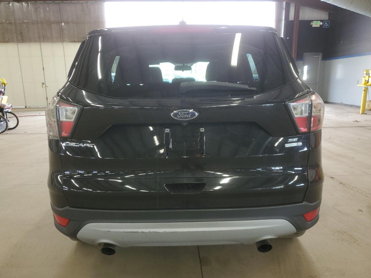 2017 FORD ESCAPE SE - Фото 6