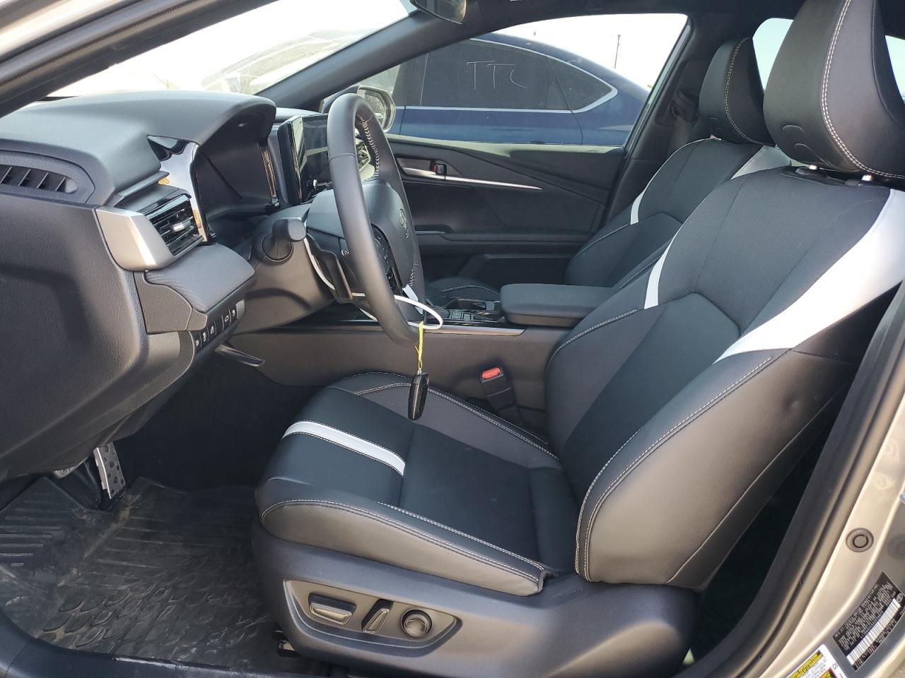 2025 TOYOTA CAMRY XSE - Image 7