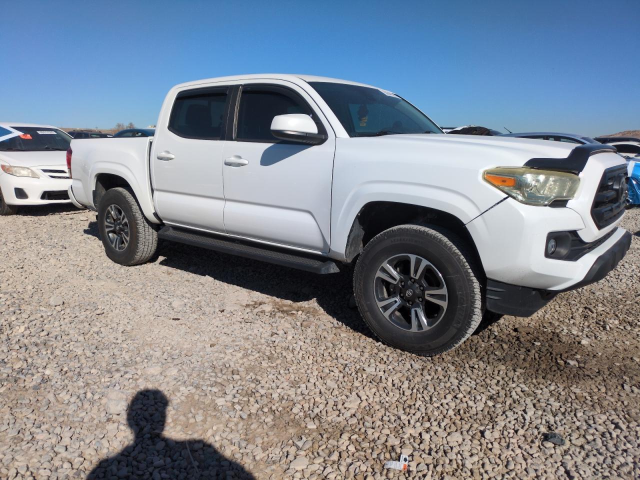 2019 TOYOTA TACOMA DOU - Фото 4