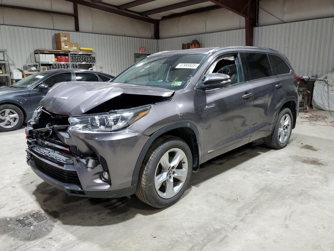 2019 TOYOTA HIGHLANDER