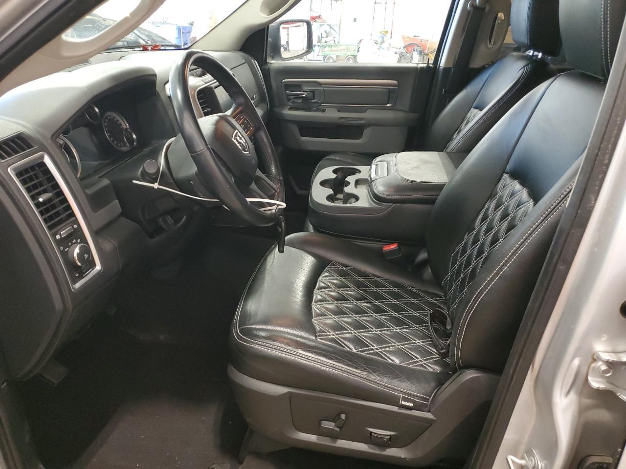2017 RAM 1500 SLT - Image 7