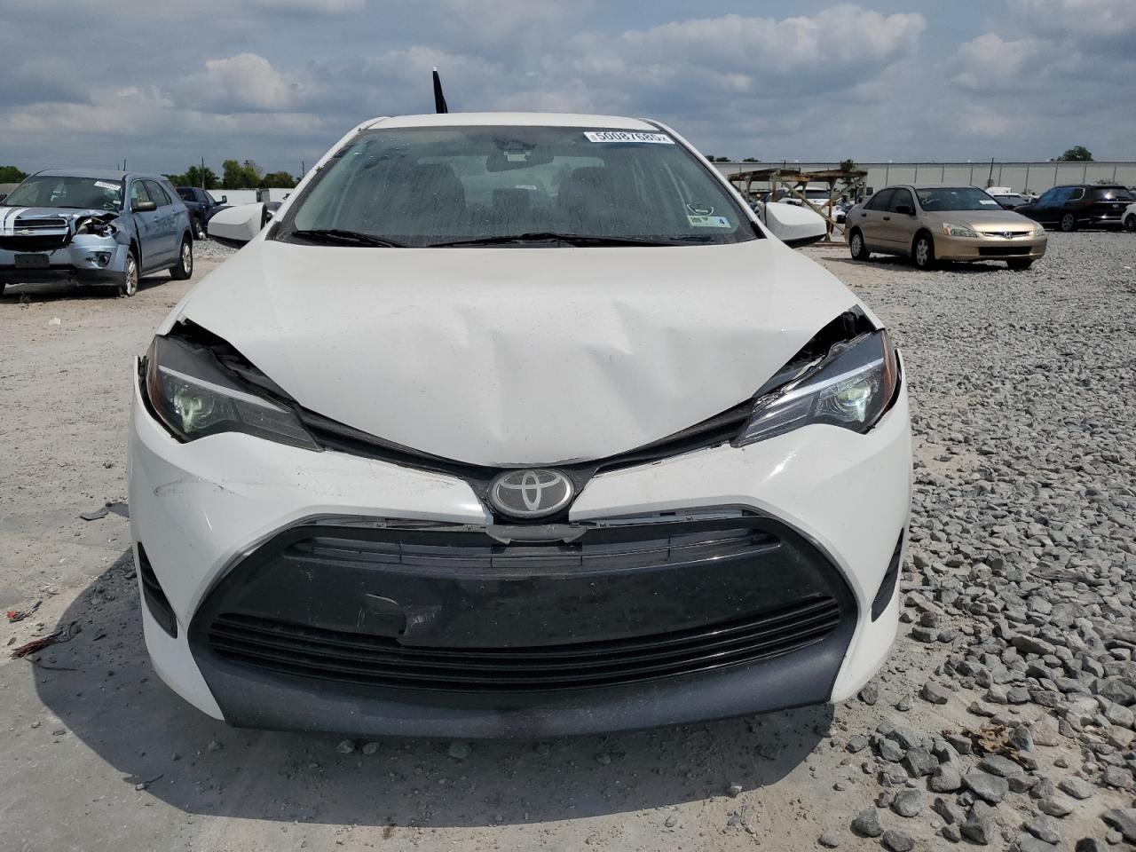 2018 TOYOTA COROLLA L - Image 5