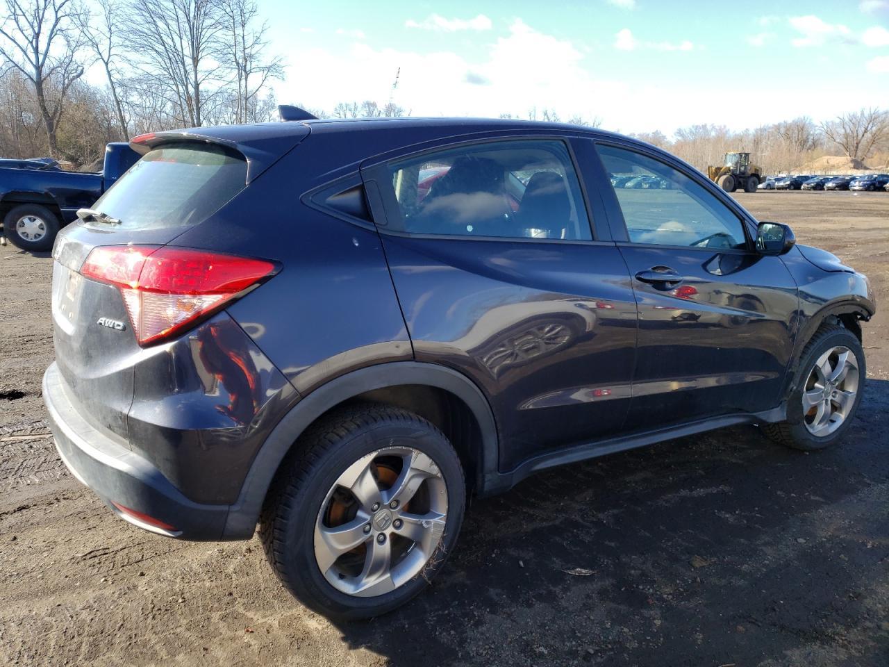 2018 HONDA HR-V LX - Image 3