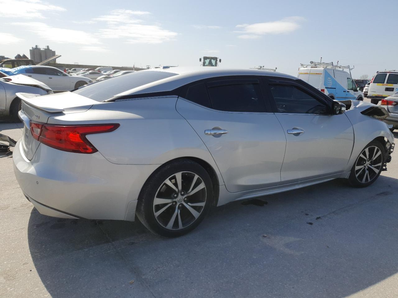 2017 NISSAN MAXIMA 3.5 - Фото 3