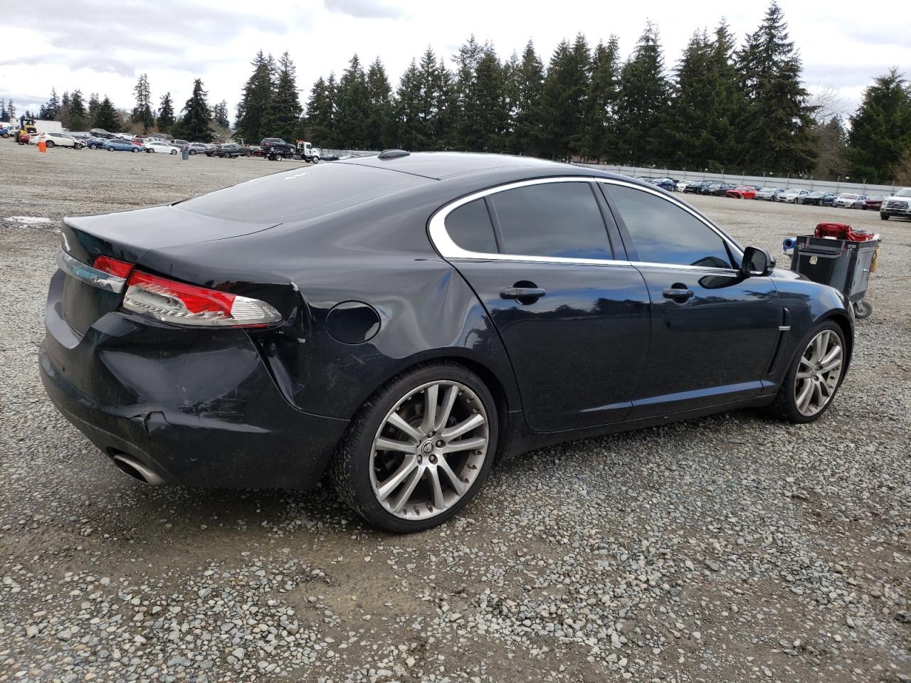 2011 JAGUAR XF PREMIUM - Фото 3