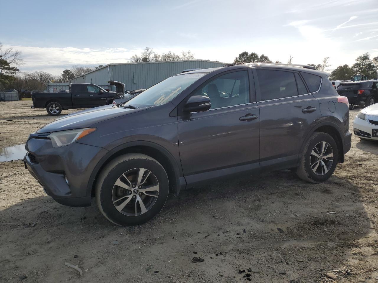 2016 TOYOTA RAV4 XLE