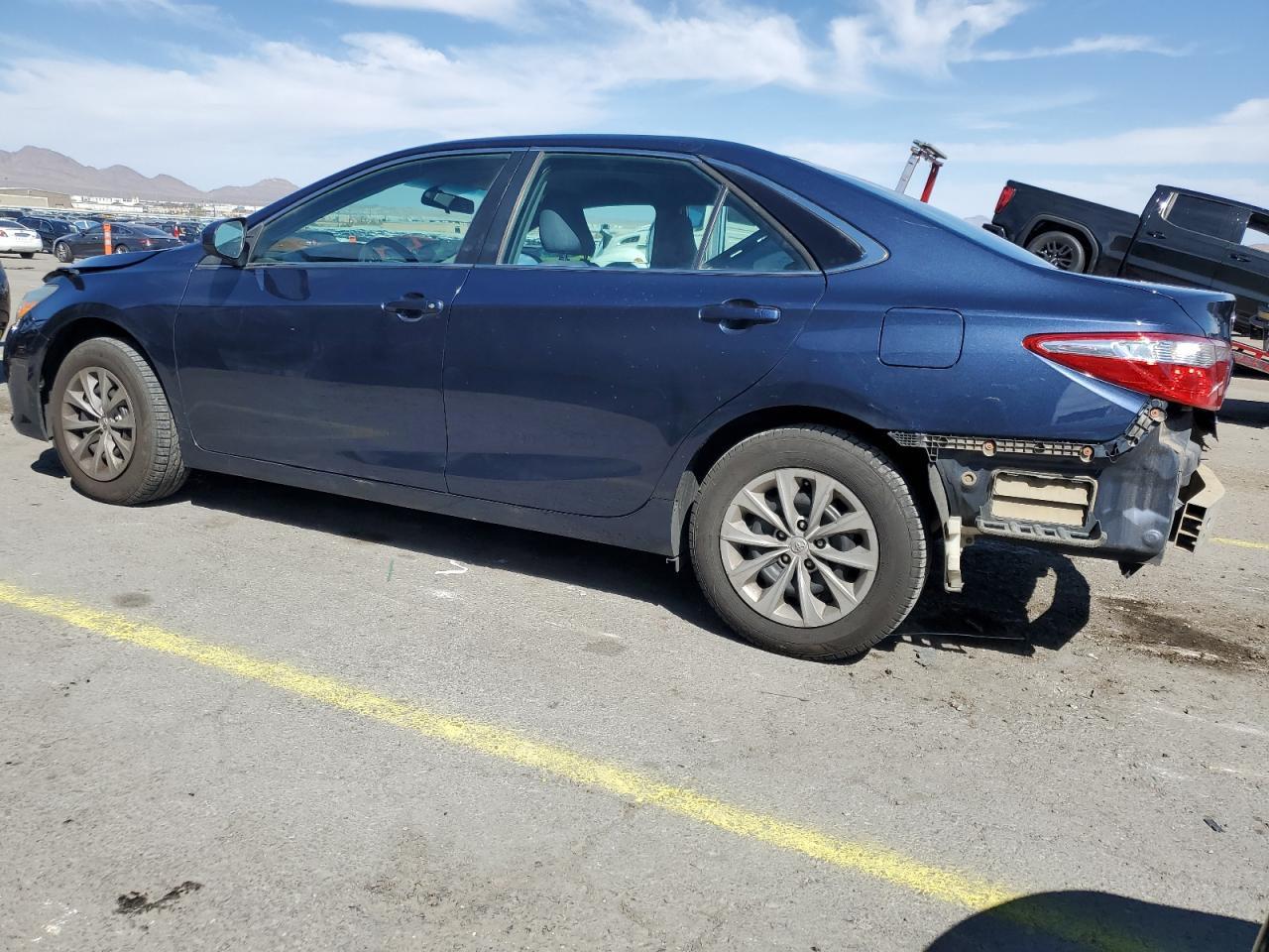 2016 TOYOTA CAMRY LE - Image 2