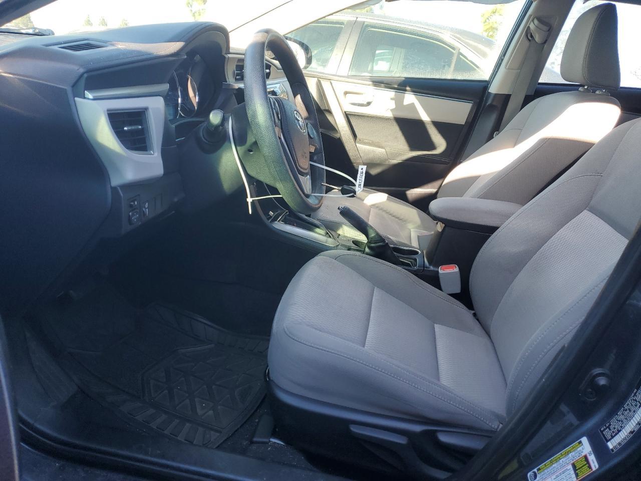 2015 TOYOTA COROLLA L - Фото 7