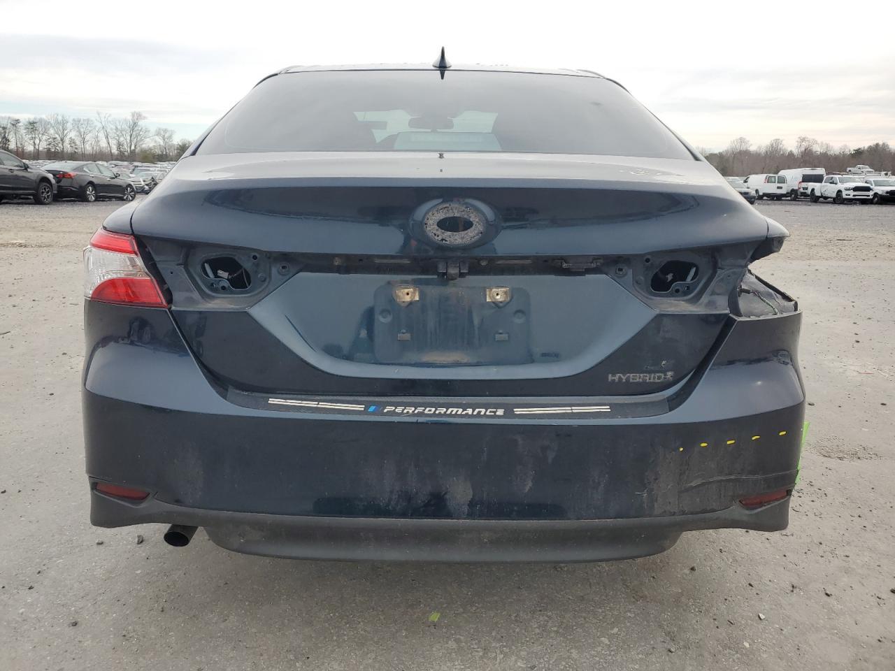 2020 TOYOTA CAMRY LE - Image 6