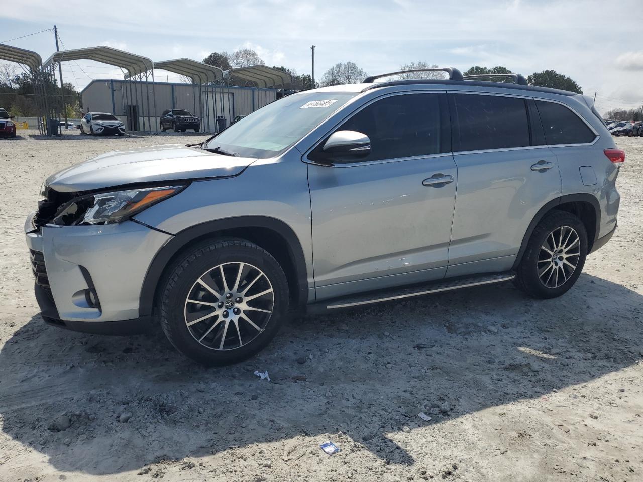 2018 TOYOTA HIGHLANDER