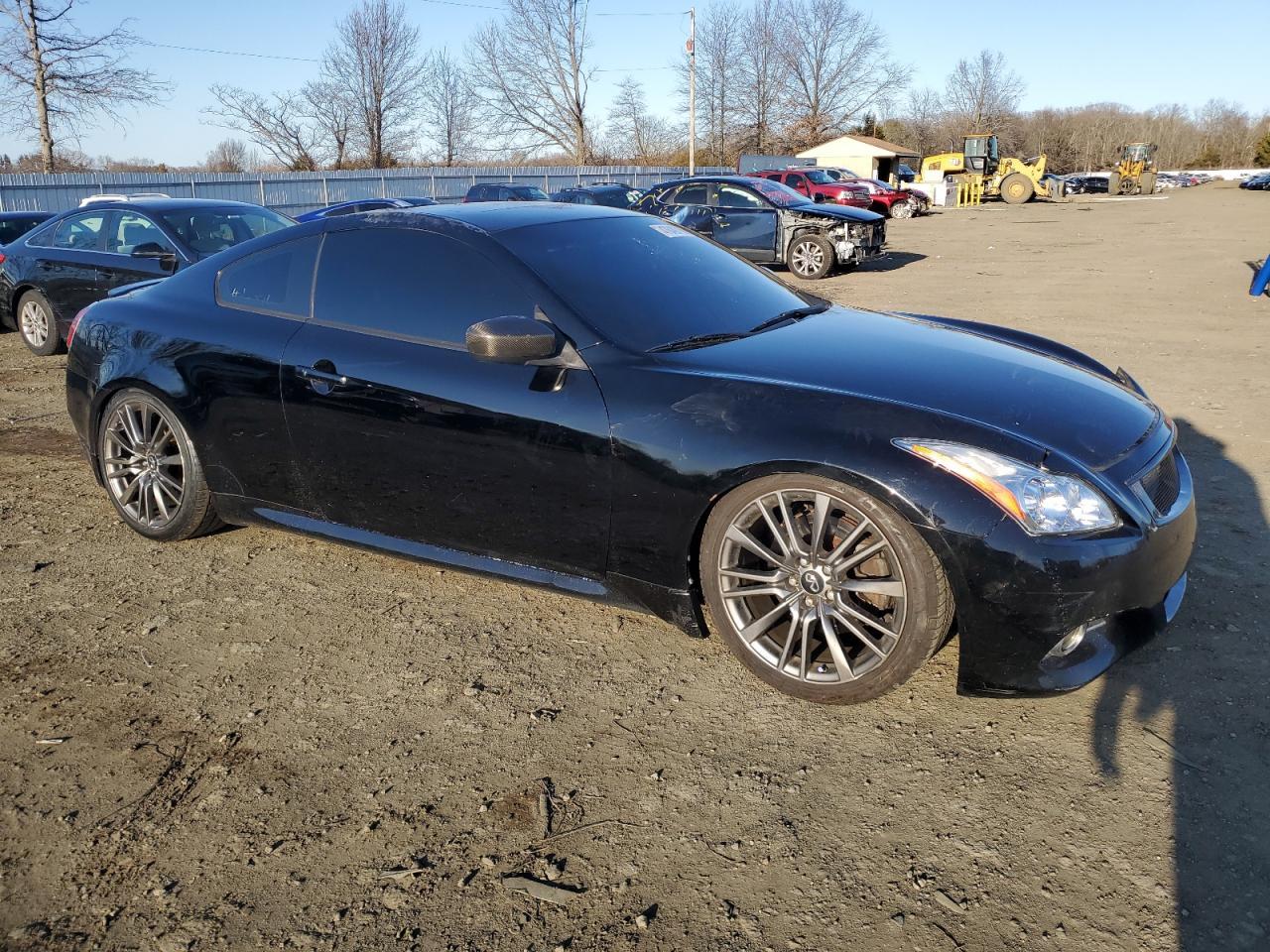 2011 INFINITI G37 - Image 4