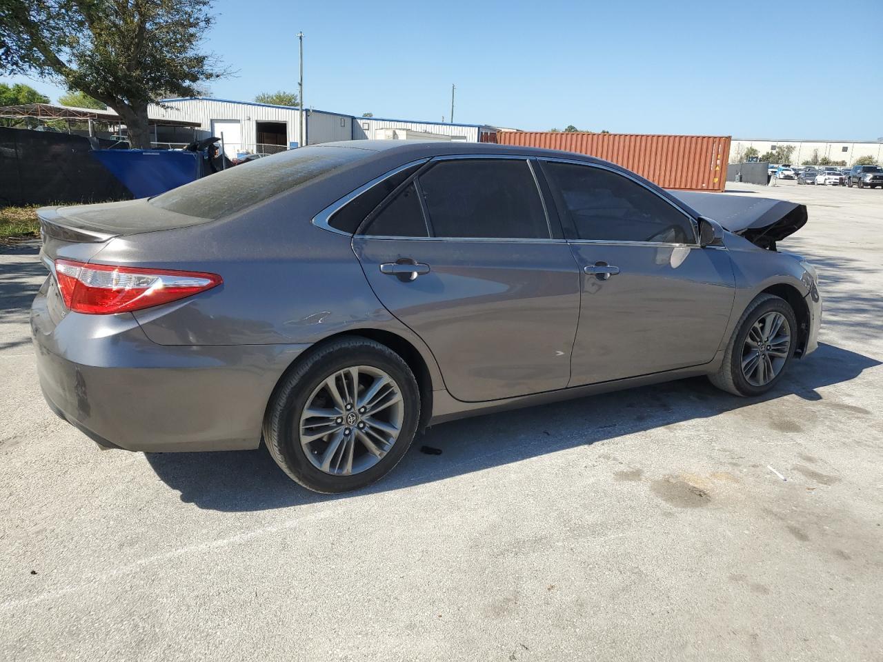 2017 TOYOTA CAMRY LE - Image 3