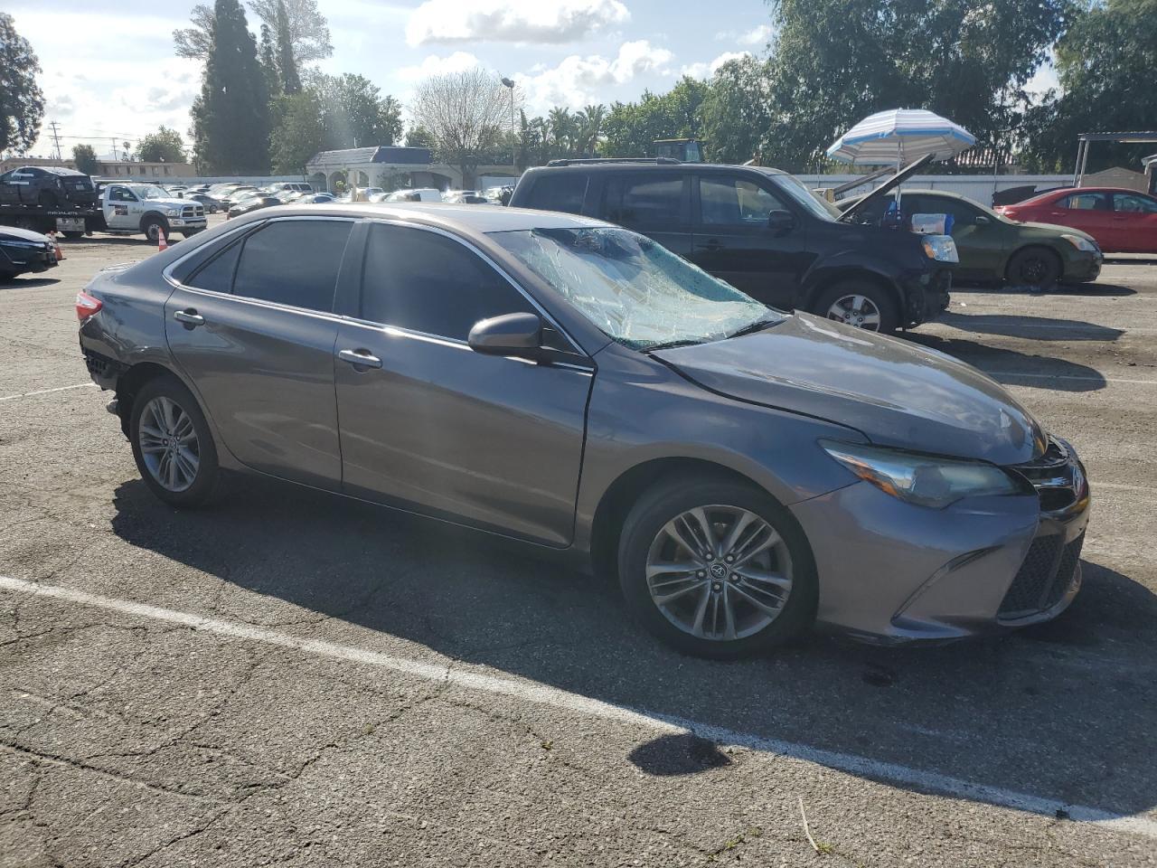 2015 TOYOTA CAMRY LE - Image 4
