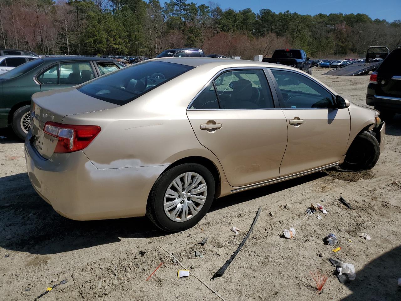 2012 TOYOTA CAMRY BASE - Фото 3