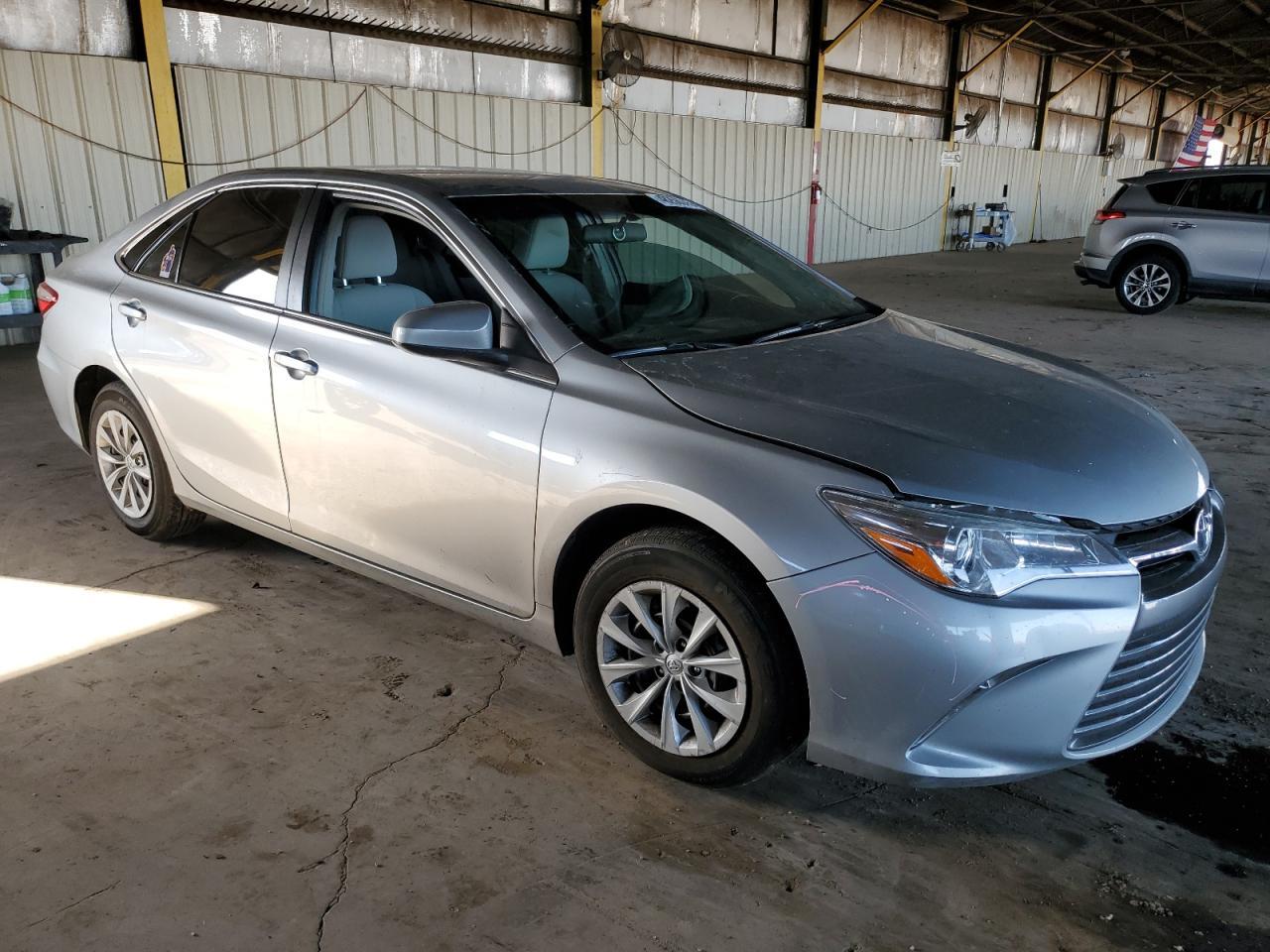 2017 TOYOTA CAMRY LE - Image 4