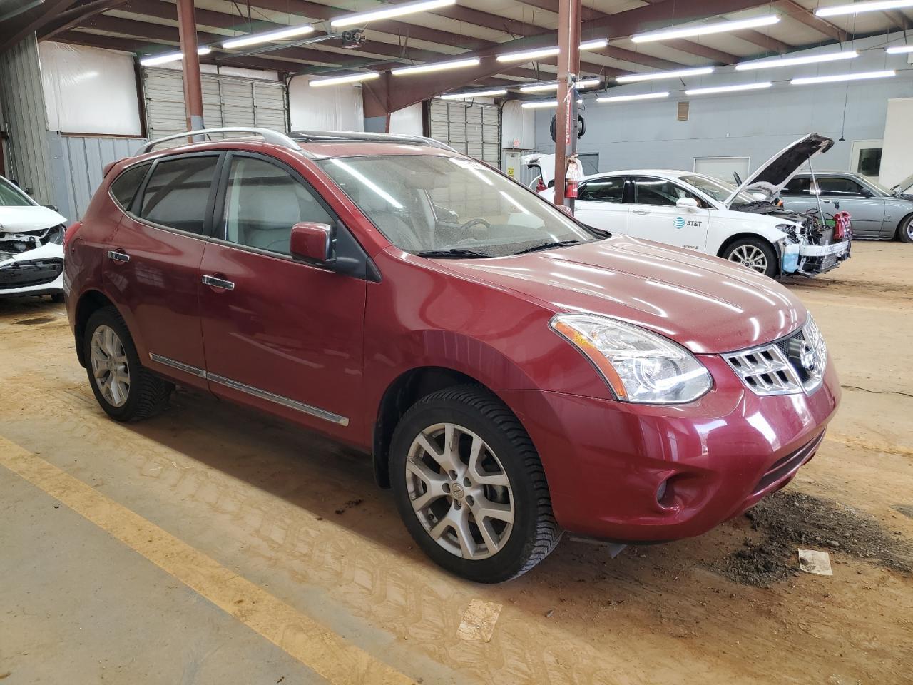 2013 NISSAN ROGUE S - Image 4