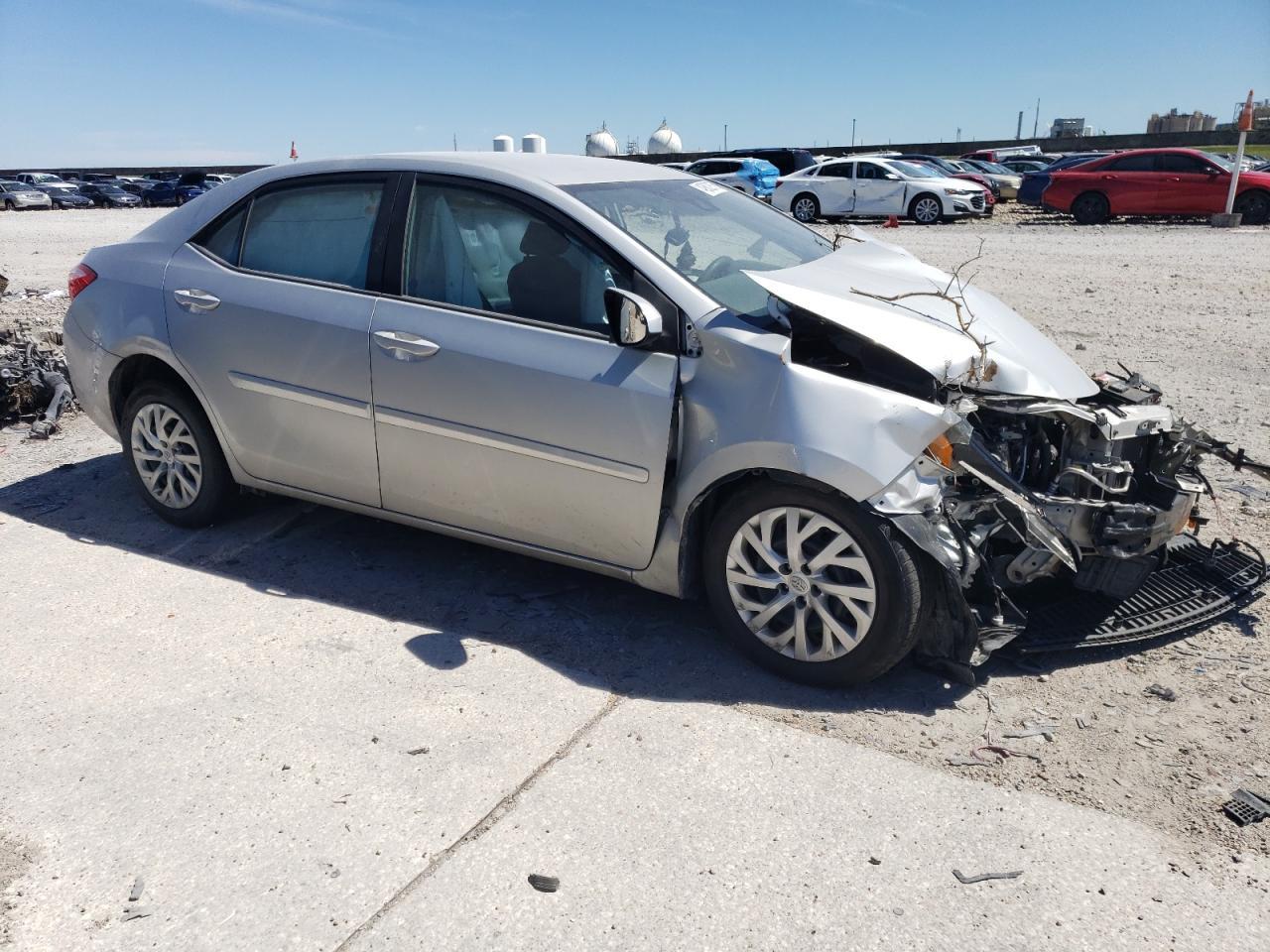 2018 TOYOTA COROLLA L - Image 4