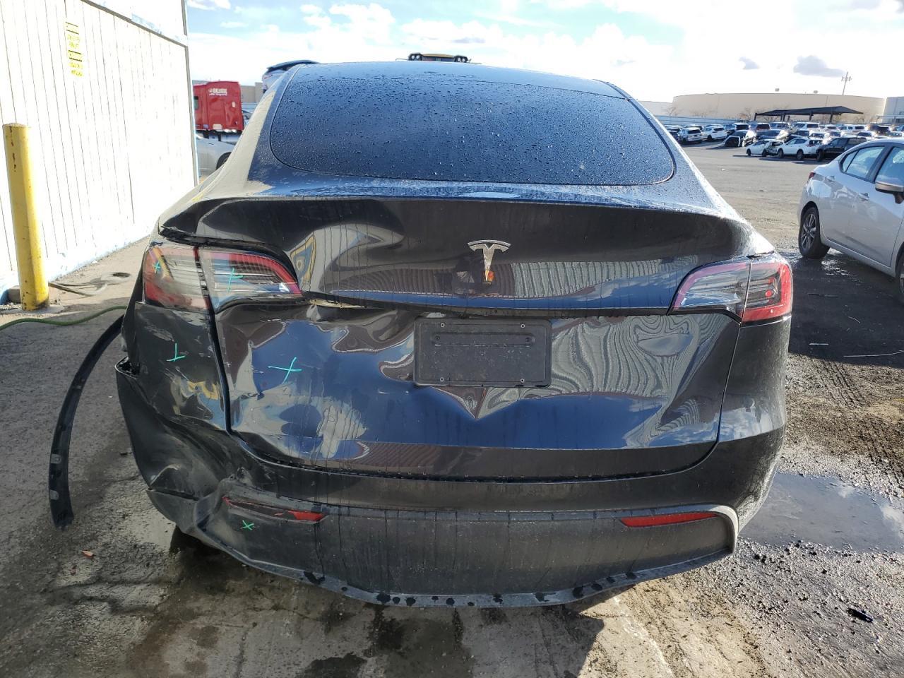 2024 TESLA MODEL Y - Фото 6
