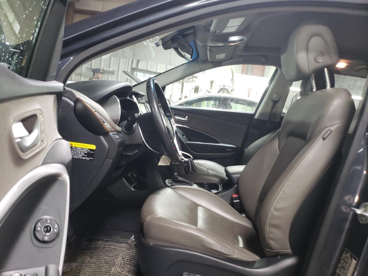 2017 HYUNDAI SANTA FE S - Image 7