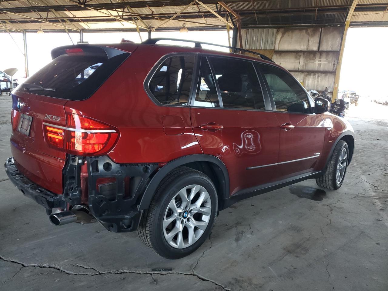 2013 BMW X5 XDRIVE3 - Фото 3