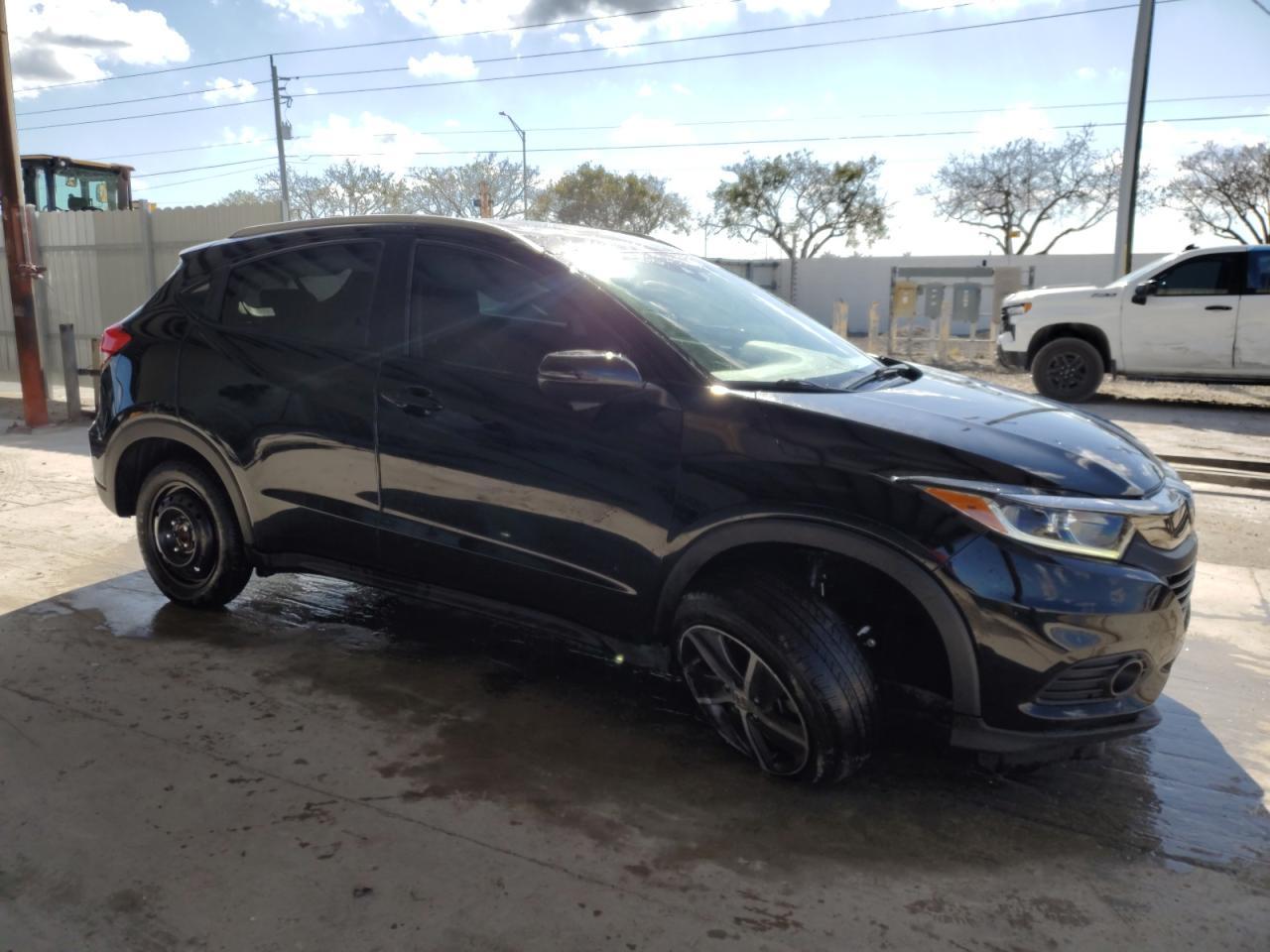 2022 HONDA HR-V EXL - Image 4