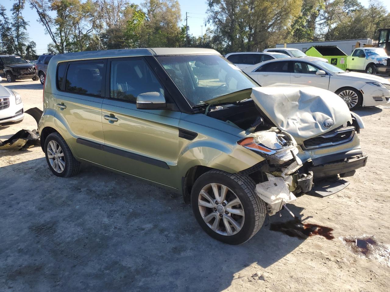 2013 KIA SOUL + - Image 4
