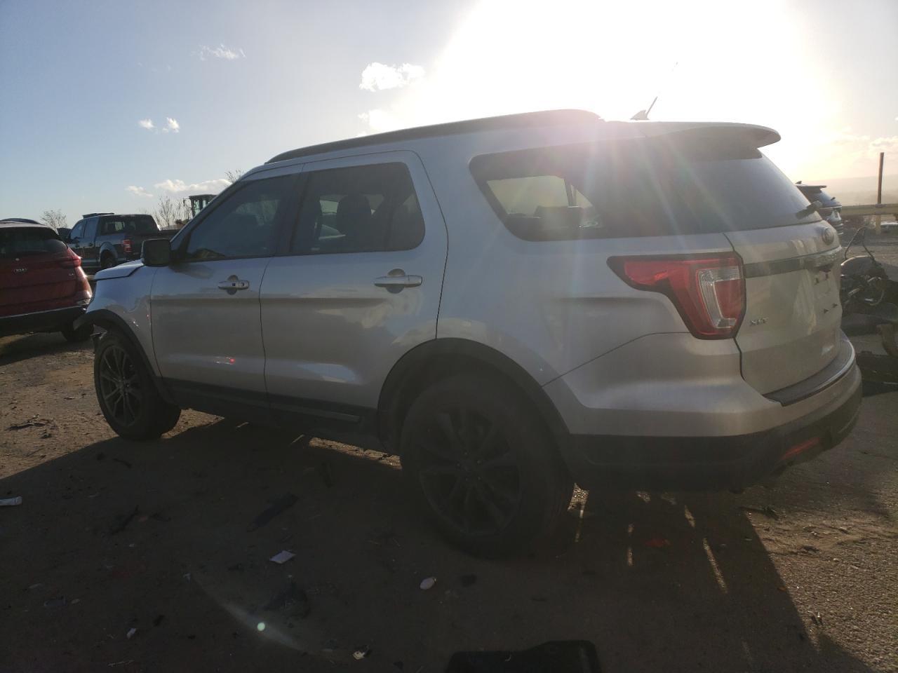 2018 FORD EXPLORER X - Фото 2