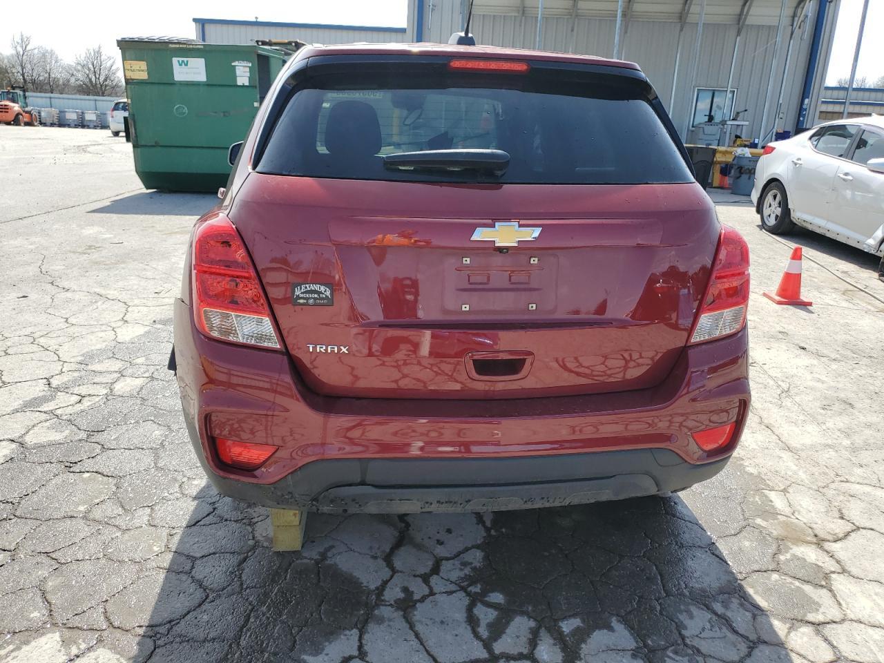 2021 CHEVROLET TRAX LS - Image 6
