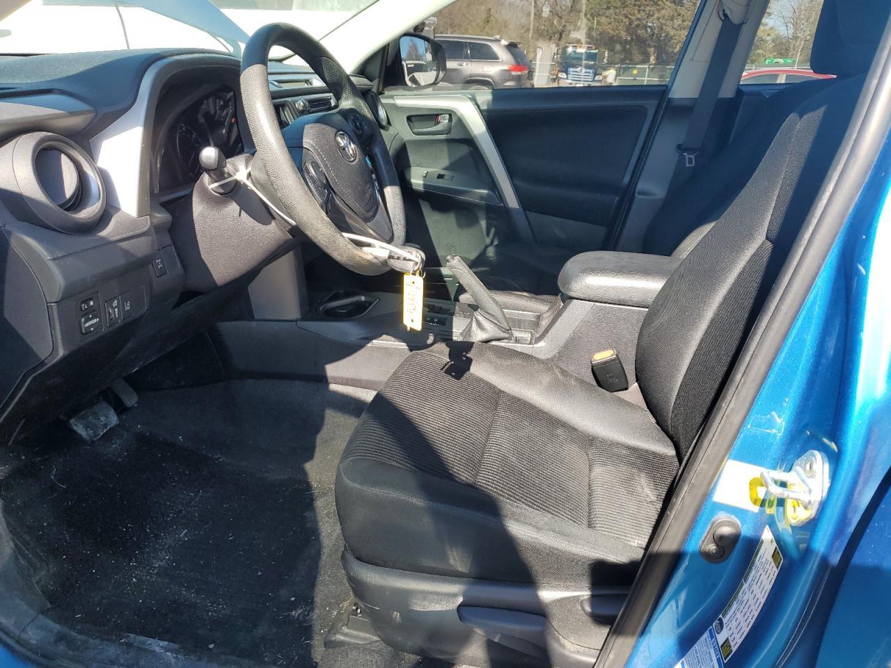 2017 TOYOTA RAV4 LE - Image 7