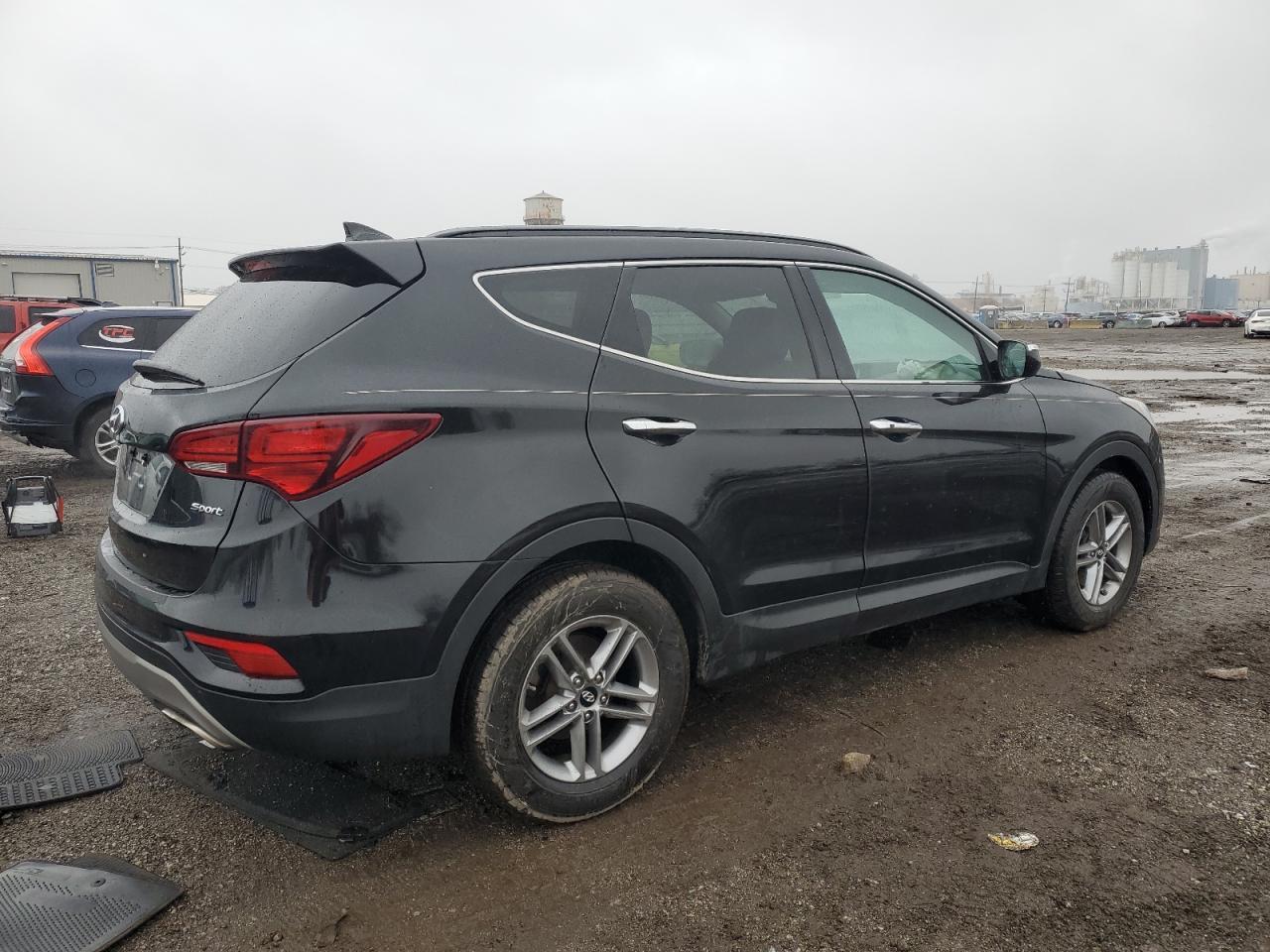 2017 HYUNDAI SANTA FE S - Image 3