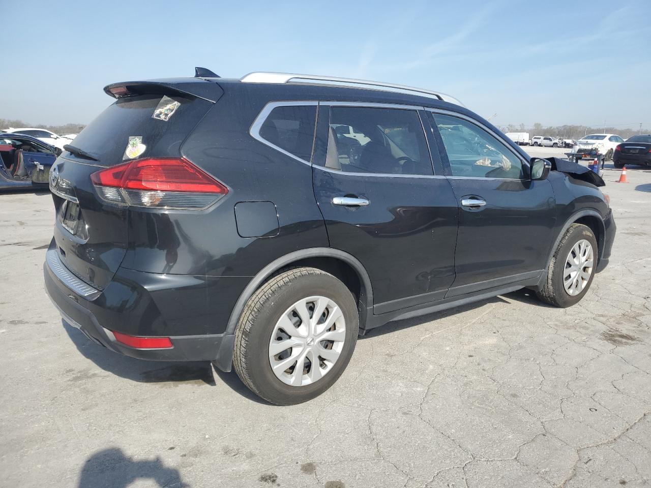 2017 NISSAN ROGUE S - Image 3